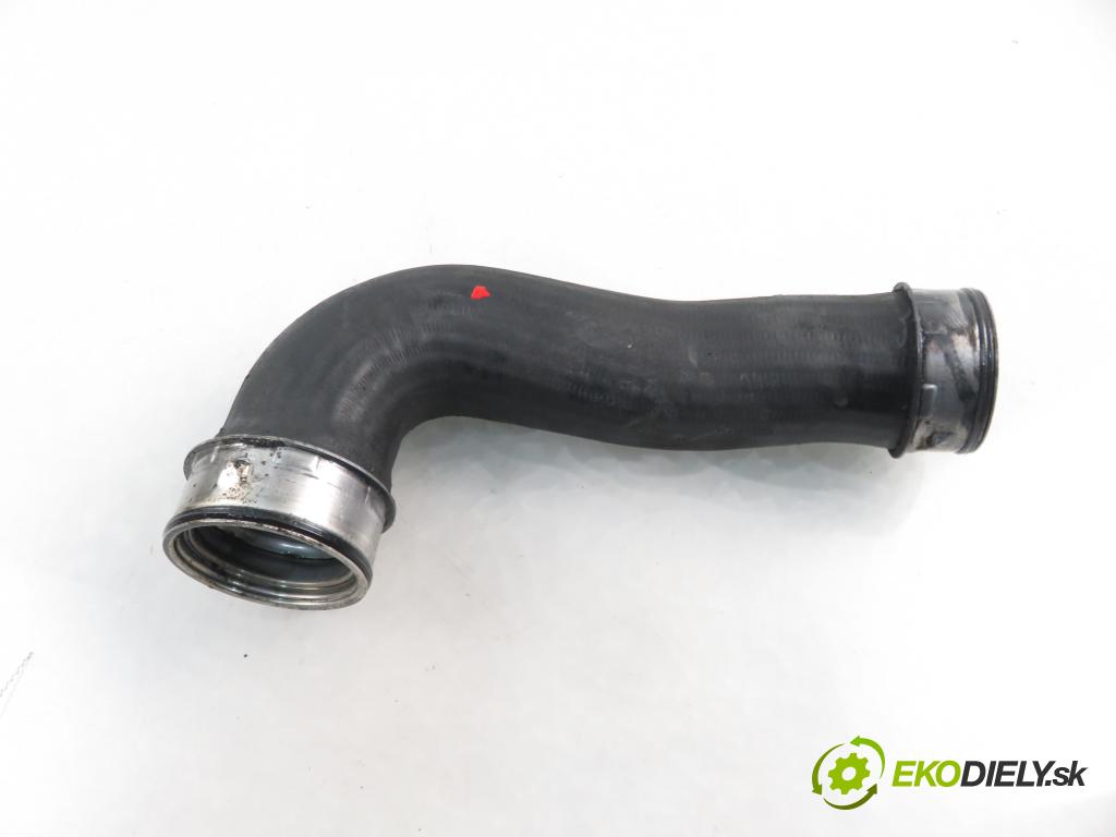 VW GOLF V (1K1) HB 2005 66,00 1.9 TDI PD 90 - BRU 1896,00 Rúra intercoolera turba 1K0145834G