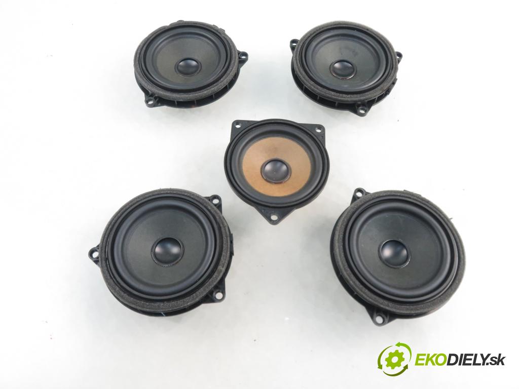 BMW X5 (E53) SUV 2002 135,00 3.0 d 184 - M57 D30 (306D1) 2926,00 reproduktor dveře ZB921869501 ; 9240642