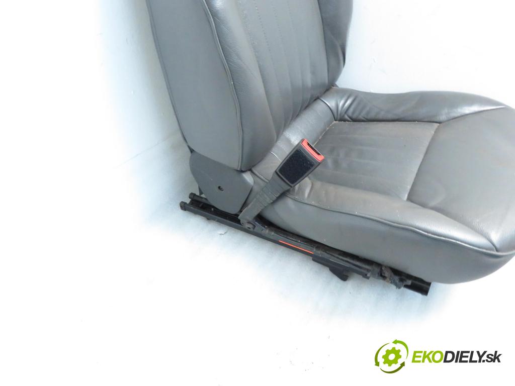 FIAT CROMA (194_) KOMBI 2005 110,00 1.9 D Multijet 150 - 939 A2.000 1910,00 Sedadlá, sedačky