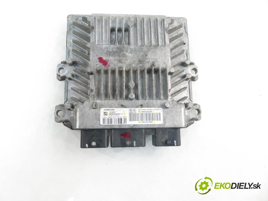 CITROEN C2 (JM_) HB 2006 50,00 1.4 HDi 68 8V - 8HZ 1398,00 Riadiaca jednotka Motor 9660300280 ; 9653451880 ; 5WS40285CT