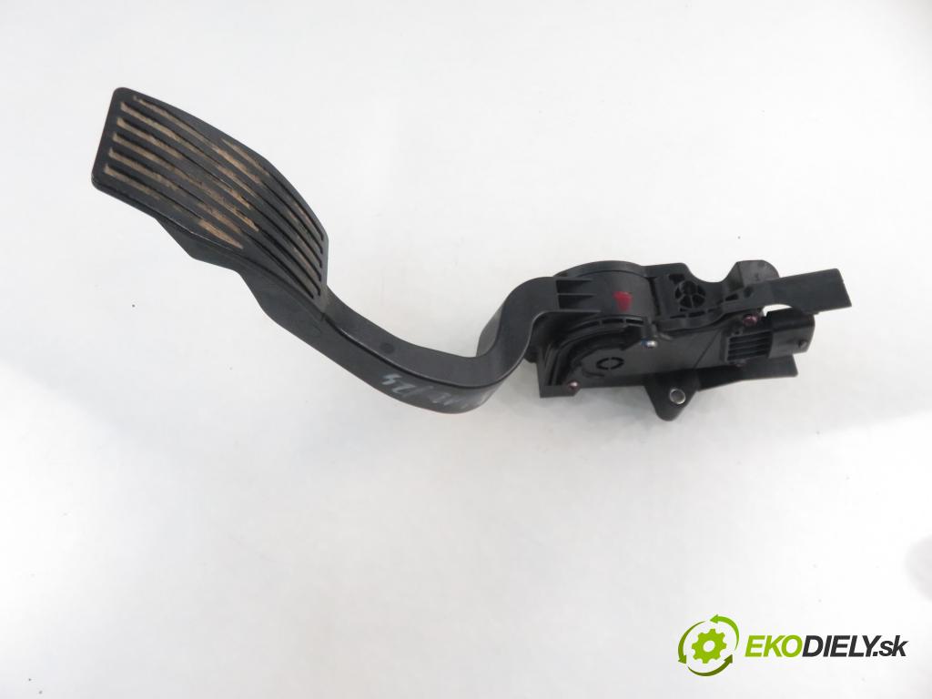 PEUGEOT BIPPER (AA_) FURGON 2008 50,00 1.4 HDi 68 1398,00 Potenciometer plynového pedálu 0280755105 ; 51801577 (Pedále)