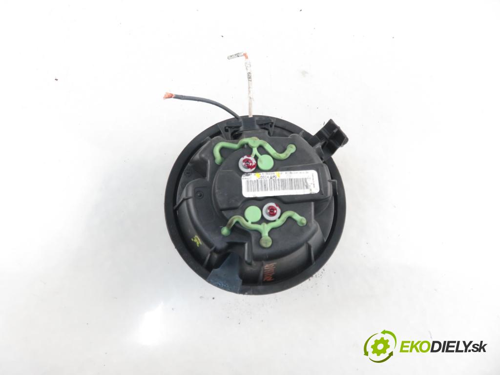 DACIA DUSTER SUV 2013 77,00 1.6 16V 4x4 - K4M 606 1598,00 Ventilátor vetráku N108824E