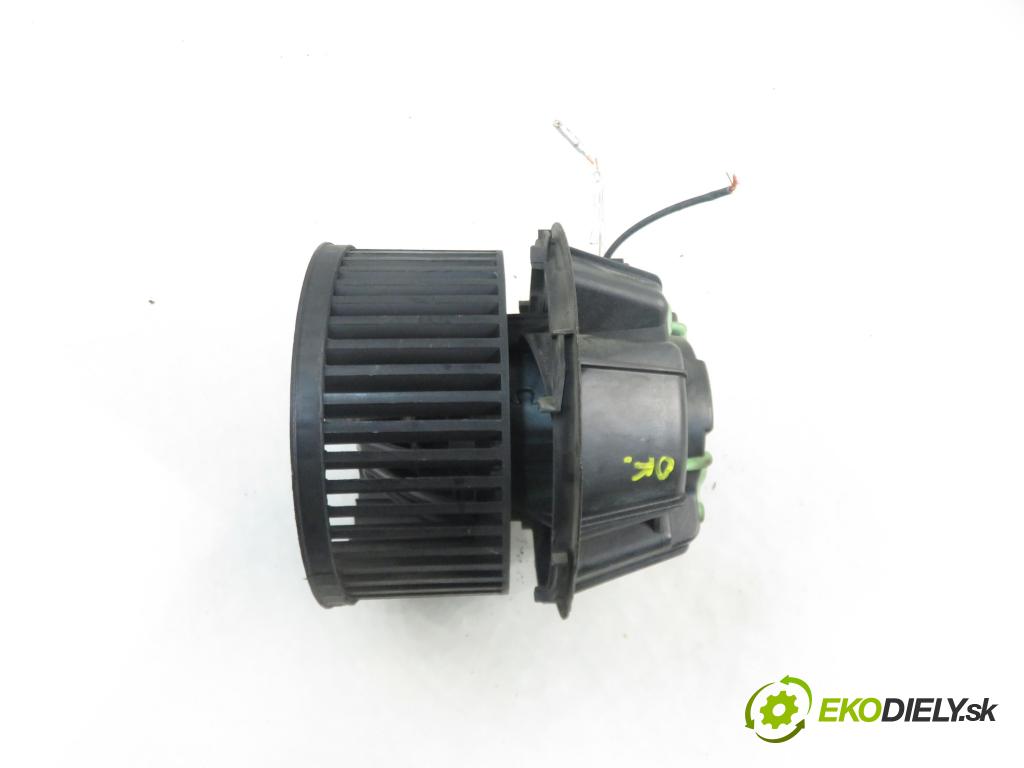 DACIA DUSTER SUV 2013 77,00 1.6 16V 4x4 - K4M 606 1598,00 Ventilátor vetráku N108824E