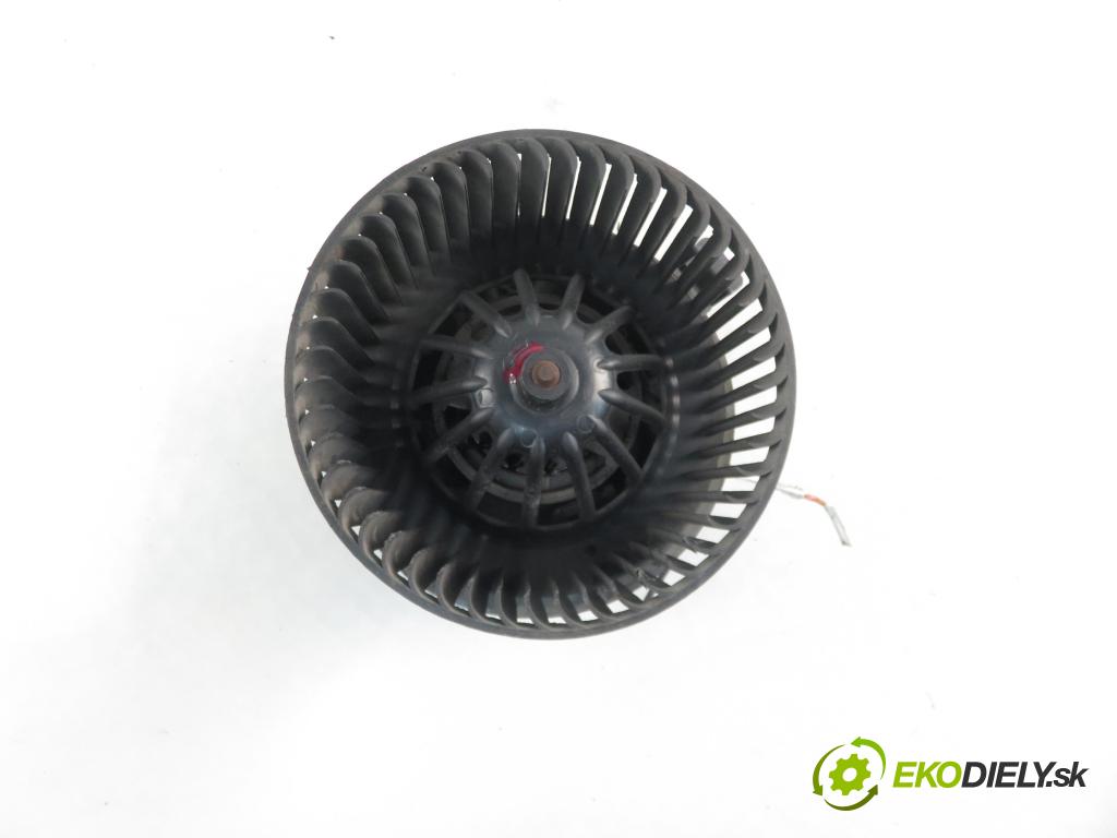 DACIA DUSTER SUV 2013 77,00 1.6 16V 4x4 - K4M 606 1598,00 Ventilátor vetráku N108824E