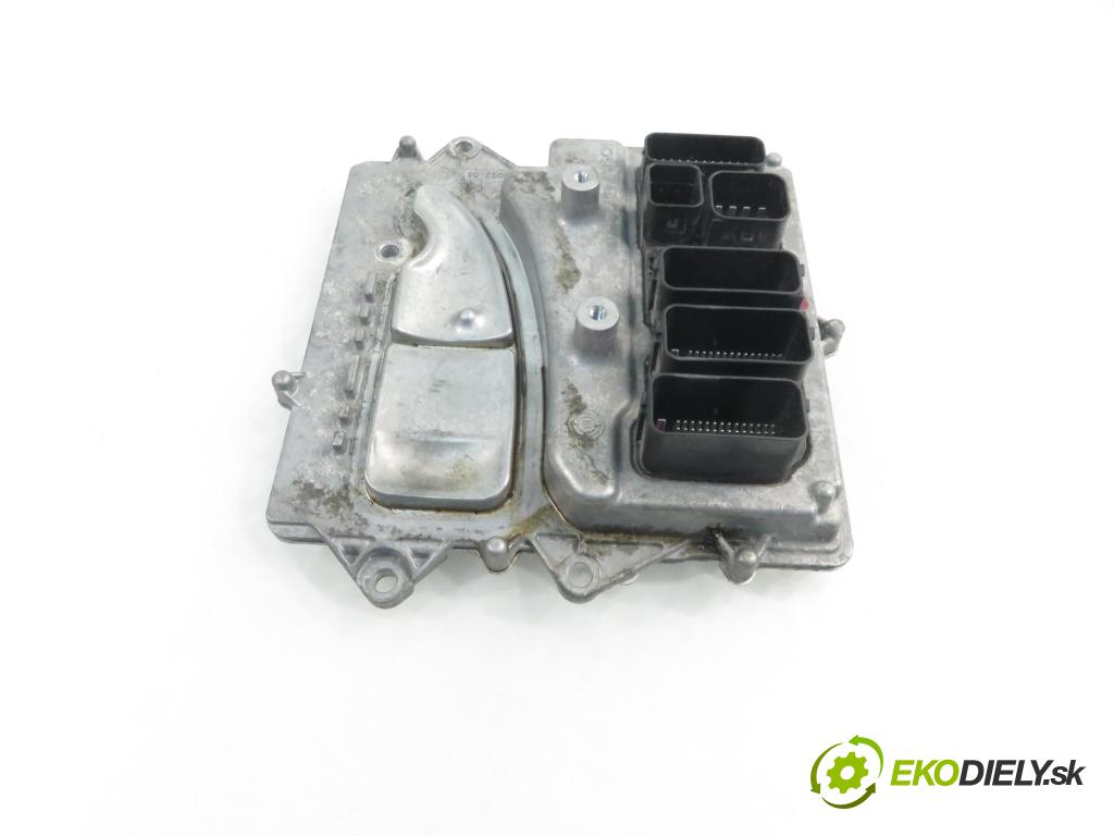 BMW X3 (F25) SUV 2012 225,00 xDrive 35 i 306 - N55 B30 A 2979,00 Riadiaca jednotka Motor 863174801 ; 0261S10559