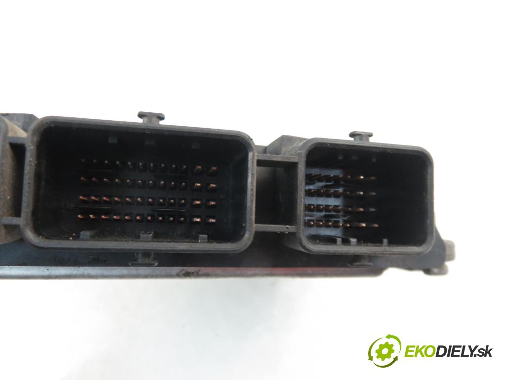 RENAULT MEGANE II sedan (LM0/1_) HB 2003 88,00 1.9 dCi (LM0G, LM1G, LM2C) - F9Q 800 1870,00 Riadiaca jednotka Motor 8200305678 ; 8200269879 ; 0281011275