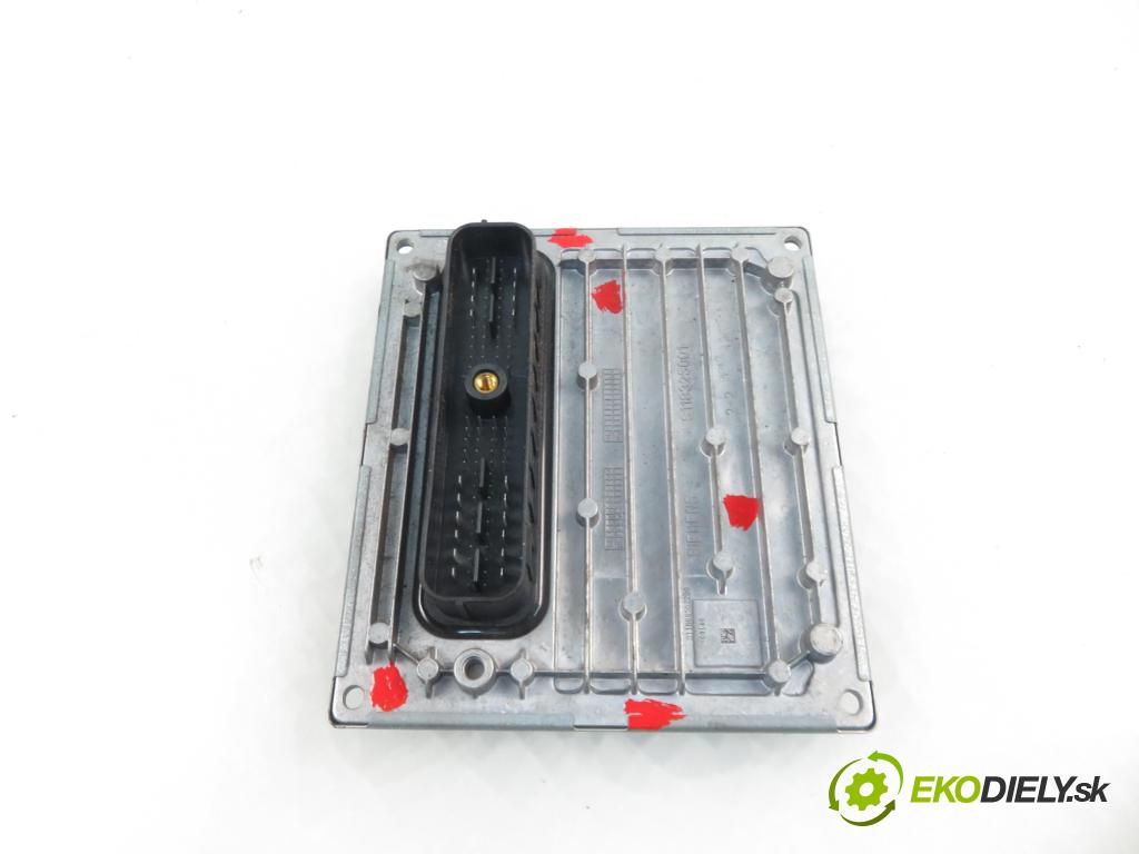 FORD KA (RB_) HB 2004 51,00 1.3 i Duratec 8V 70 - A9B 1299,00 Riadiaca jednotka Motor 5S5112A650AB ; S118685022B