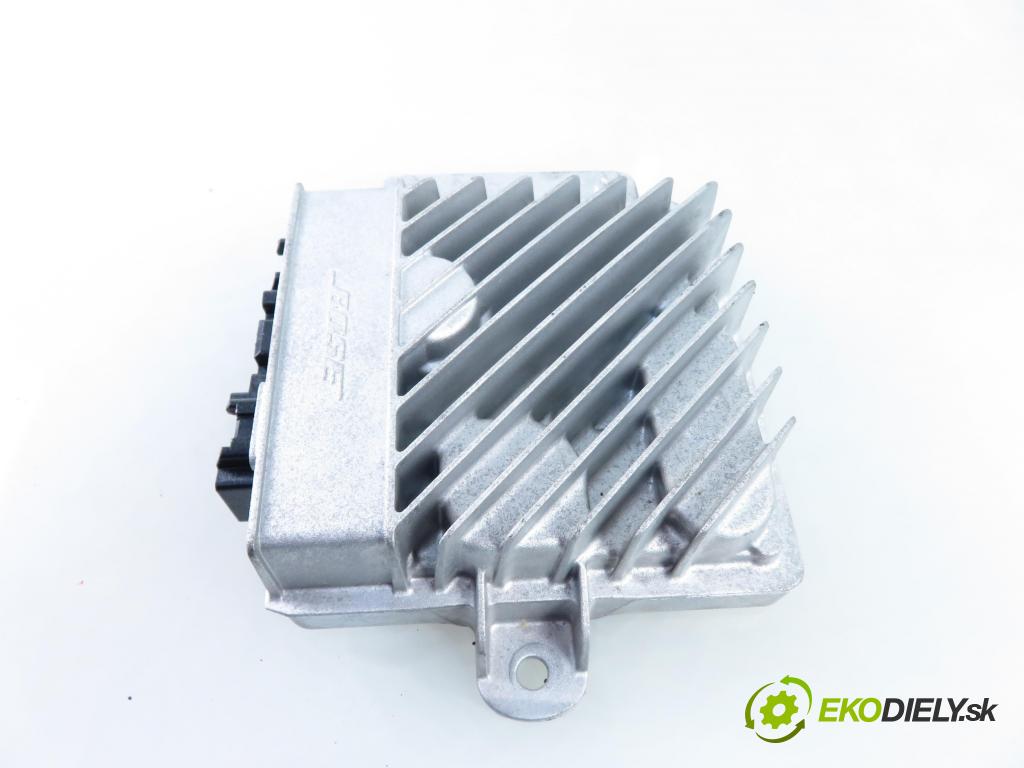 RENAULT ESPACE V (JR_) CROSSOVER 2016 180,00 1.6 dCi 160 - R9M 452 1598,00 Zosilňovač 280630850R (Zosilňovače)