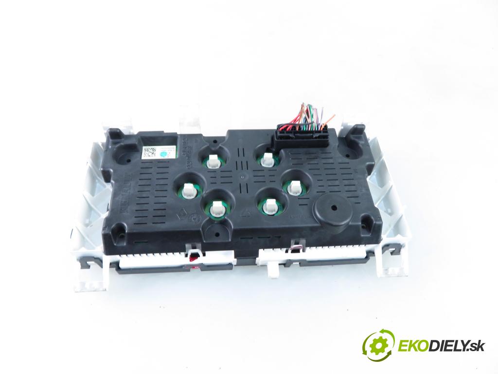 RENAULT MODUS / GRAND MODUS (F/JP0_) HB 2006 65,00 1.6 (JP0L, JP0V) - K4M 794 1598,00 Prístrojovka elektrický 8200495303F ; P8200495303F