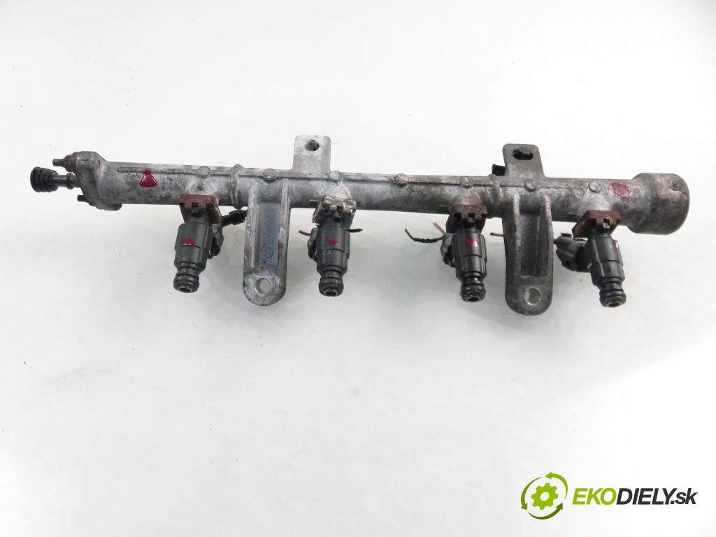 HYUNDAI GETZ (TB) HB 2003 60,00 1.3 12V 82 - G4EA 1341,00 Lišta vstrekovacia 3531022600 ; 9260930008 (Vstrekovacie lišty)