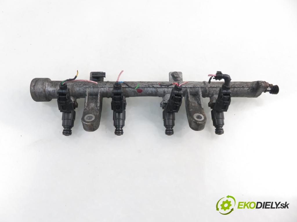 HYUNDAI GETZ (TB) HB 2003 60,00 1.3 12V 82 - G4EA 1341,00 Lišta vstrekovacia 3531022600 ; 9260930008 (Vstrekovacie lišty)