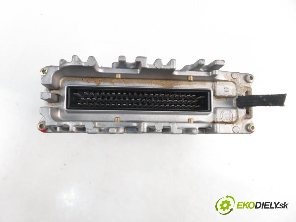 AUDI A4 (8D2, B5) SEDAN 1996 55,00 1.9 TDI 75 - AFF 1896,00 Riadiaca jednotka Motor 0281001490 ; 028906021ea