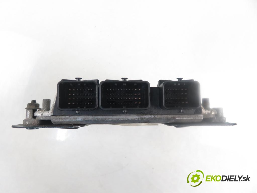 PEUGEOT 307 (3A/C) HB 2002 79,00 2.0 HDi 110 - RHS 1997,00 Riadiaca jednotka Motor 0281011248 ; 9552183780