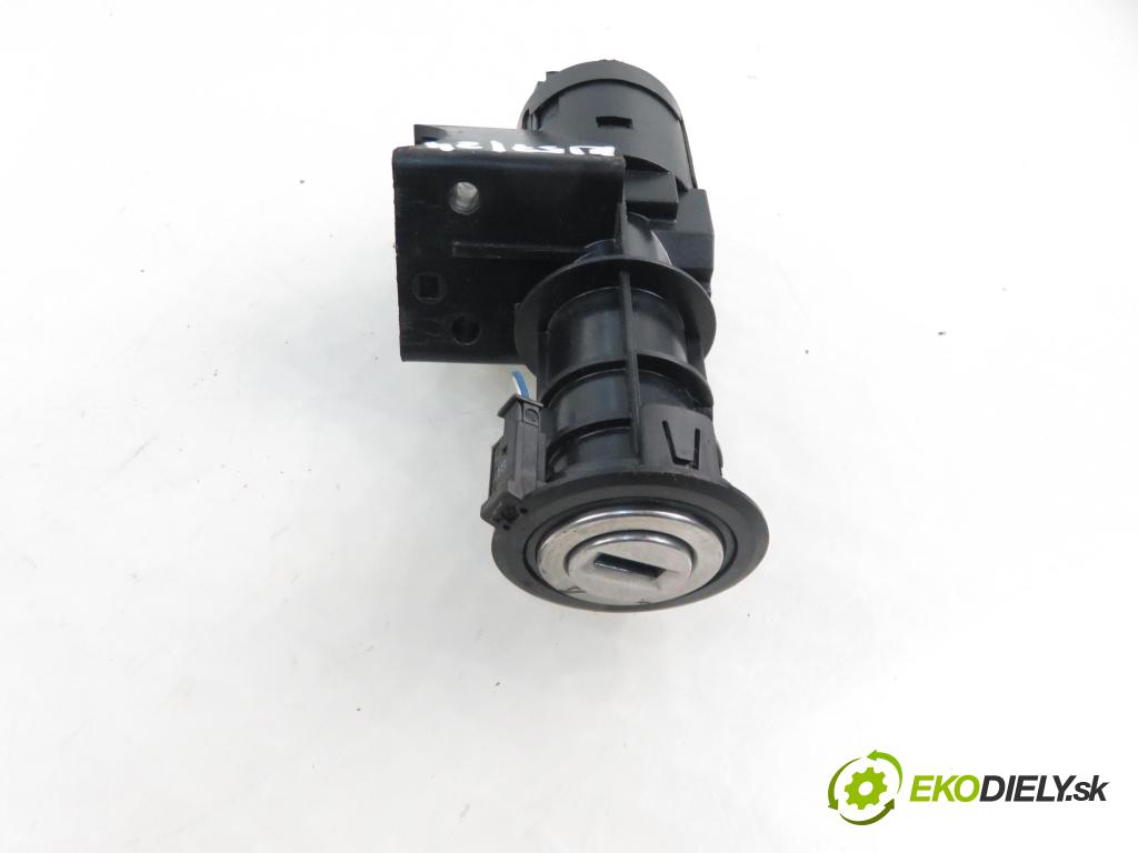 FIAT PANDA (169_) HB 2006 40,00 1.1 54 - 187 A1.000 1108,00 spinačka 46845361 (Spínacie skrinky a kľúče)