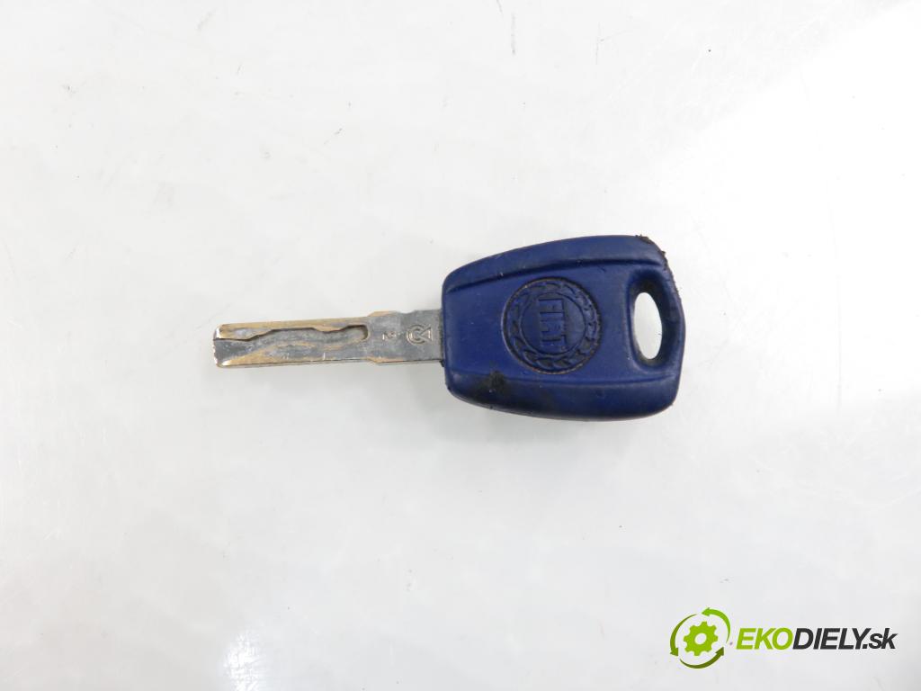 FIAT PANDA (169_) HB 2006 40,00 1.1 54 - 187 A1.000 1108,00 spinačka 46845361 (Spínacie skrinky a kľúče)