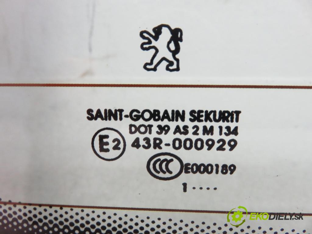 PEUGEOT 207 SW (WK_) KOMBI 2011 68,00 1.6 HDi 8V 92 - 9HP (DV6DTED) 1560,00 okno ZADNÍ: kapota