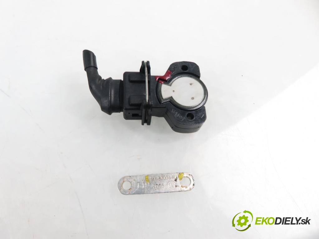 ROVER 400 (RT) SEDAN 1996 76,00 1.4 16V 414 Si 103 - 14 K4F 1396,00 Potenciometer plynového pedálu MHB101440 (Pedále)