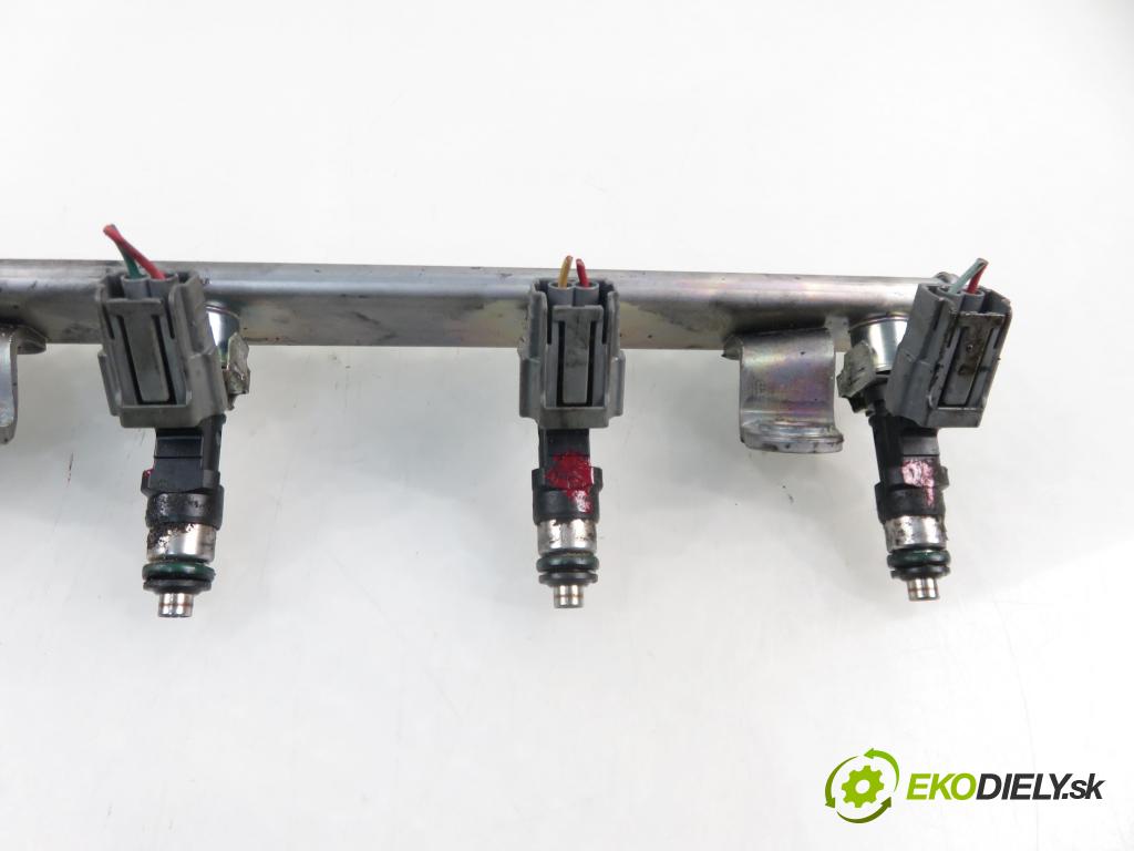 MITSUBISHI LANCER VIII (CY_A, CZ_A) SEDAN 2008 86,00 1.6 MIVEC 117 - 4A92 1590,00 Lišta vstrekovacia 1465A331 (Vstrekovacie lišty)