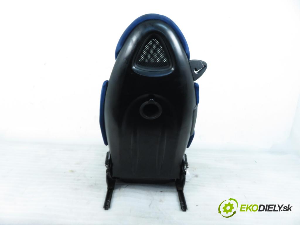 SMART CITY-COUPE (450) HB 1999 33,00 0.6 (S1CLB1, 450.331, 450.336) - M 160 E6AL B04 599,00 Sedadlo CESTUJÚCI/PP