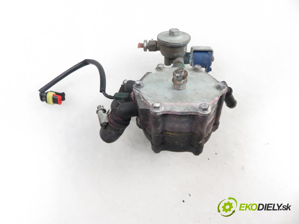 PEUGEOT 207 SW (WK_) KOMBI 2008 70,00 1.4 16V - 8FS (EP3) 1397,00 reduktor: Výparník LPG 67R016865