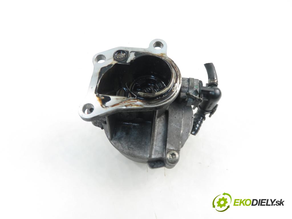 RENAULT MEGANE II (BM0/1_, CM0/1_) HB 2003 88,00 1.9 dCi 120 - F9Q 800 1870,00 pumpa vakuová D163123491
