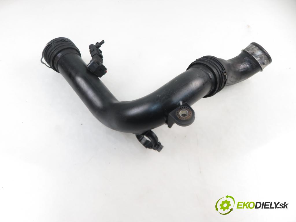 VW TOURAN (1T1, 1T2) MINIVAN 2004 100,00 2.0 TDI PD 16V 136 - AZV 1968,00 Rúra intercoolera turba 1K0145762L ; 1k0145770d ; 1k0145838d
