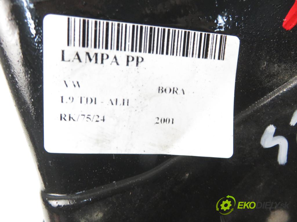 VW BORA (1J2) SEDAN 2001 66,00 1.9 TDI 90 - ALH 1896,00 Svetlo PP