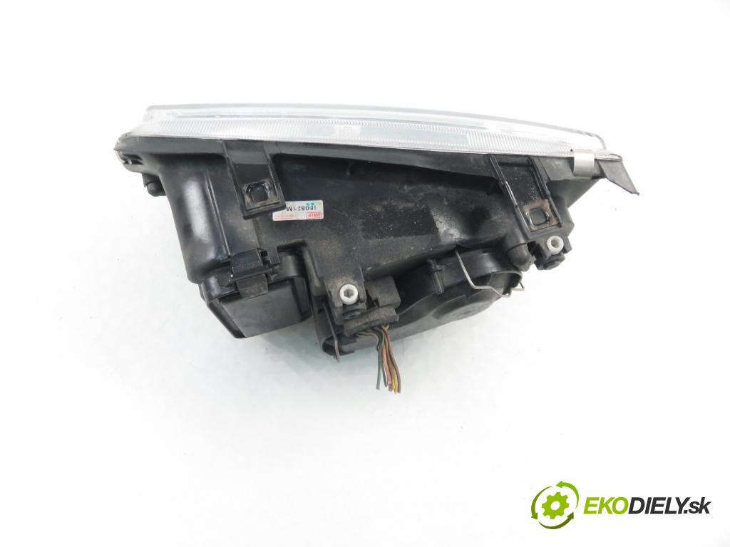VW BORA (1J2) SEDAN 2001 66,00 1.9 TDI 90 - ALH 1896,00 Svetlo PP