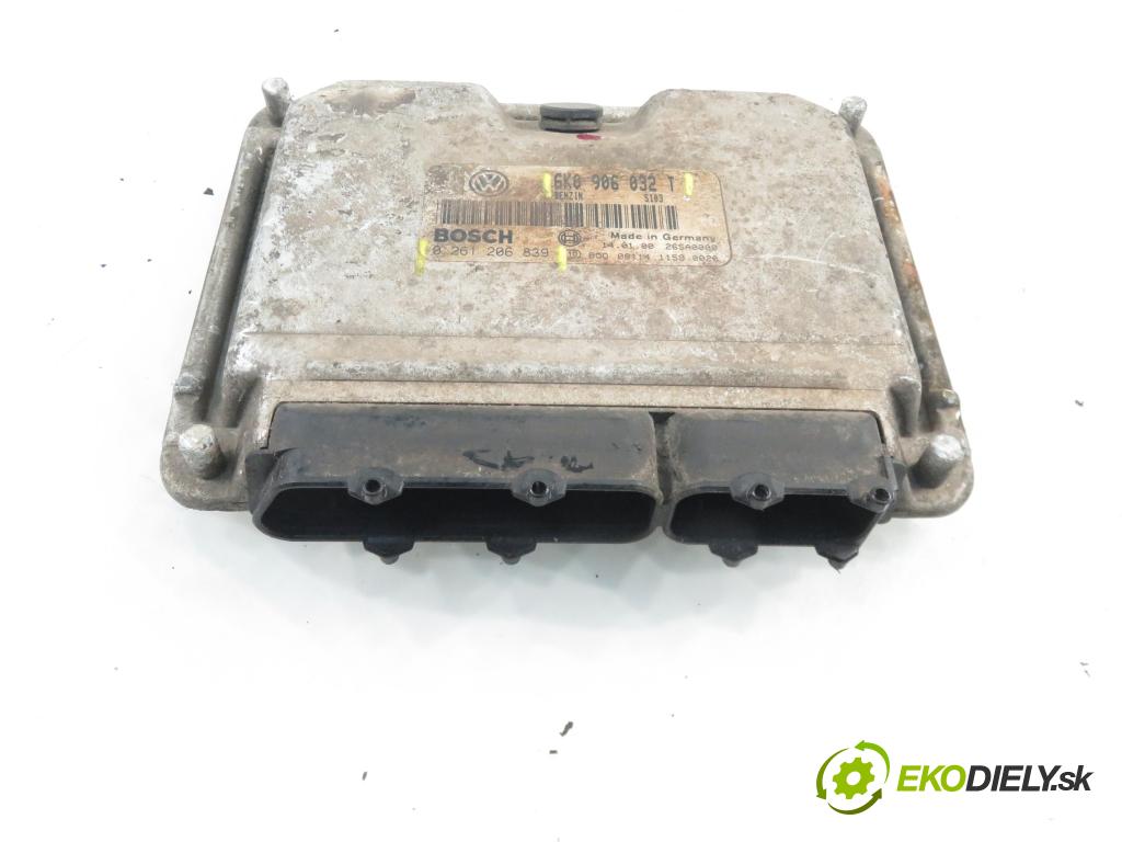 VW POLO CLASSIC (6V2) SEDAN 2000 44,00 60 1.4 - ANW 1390,00 řídící jednotka motora 6K0906032T ; 0261206839
