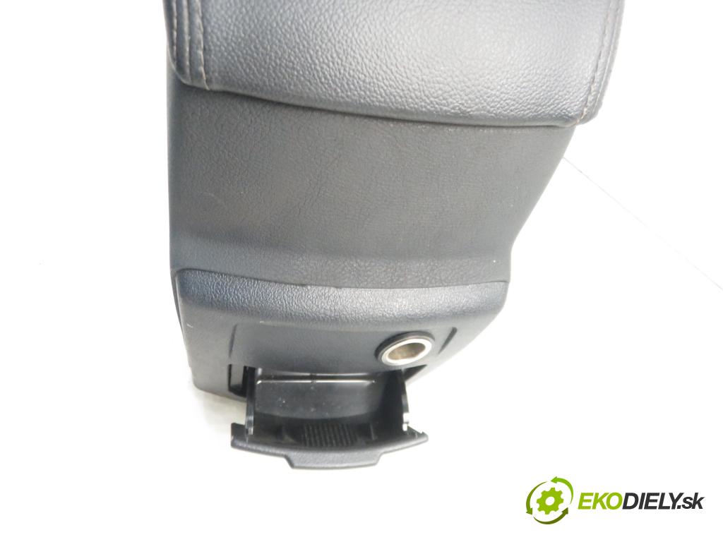 FORD MONDEO IV Turnier (BA7) KOMBI 2007 103,00 2.0 TDCi - QXBA 1997,00 Lakťová opierka 7S71A045A20A