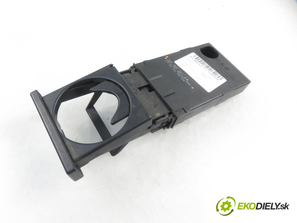 FORD GALAXY (WGR) VAN 2003 96,00 1.9 TDI PD 130 - ASZ 1896,00 Držiak na nápoje 7M5858601B ; YM21F048197DAW (Úchyty, držiaky na nápoje)