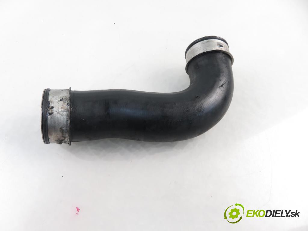 VW GOLF PLUS (5M1, 521) MINIVAN 2006 77,00 1.9 TDI - BLS 1896,00 Rúra intercoolera turba 3C0145832C