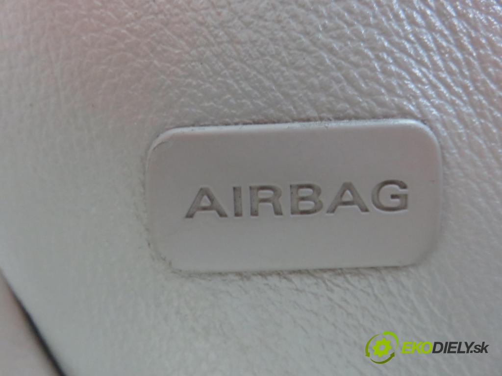 AUDI A6 Avant (4F5, C6) KOMBI 2005 120,00 2.7 TDI - BSG 2698,00 Sedadlo CESTUJÚCI/PP