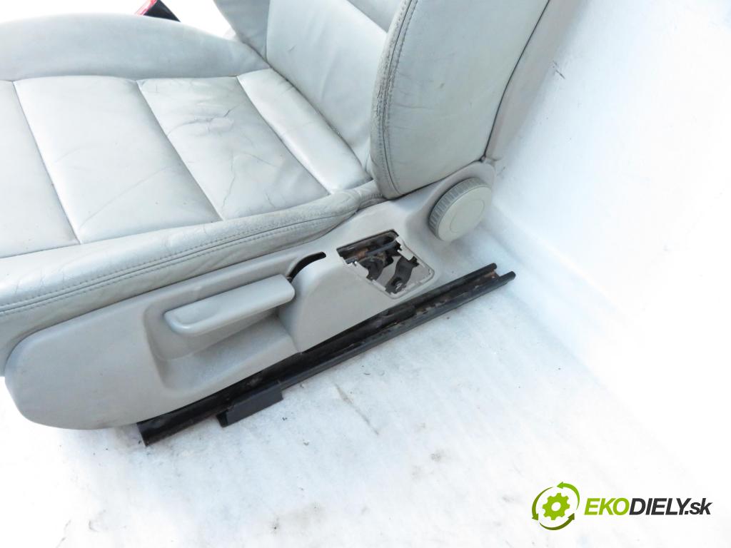 AUDI A6 Avant (4F5, C6) KOMBI 2005 120,00 2.7 TDI - BSG 2698,00 Sedadlo šoféri
