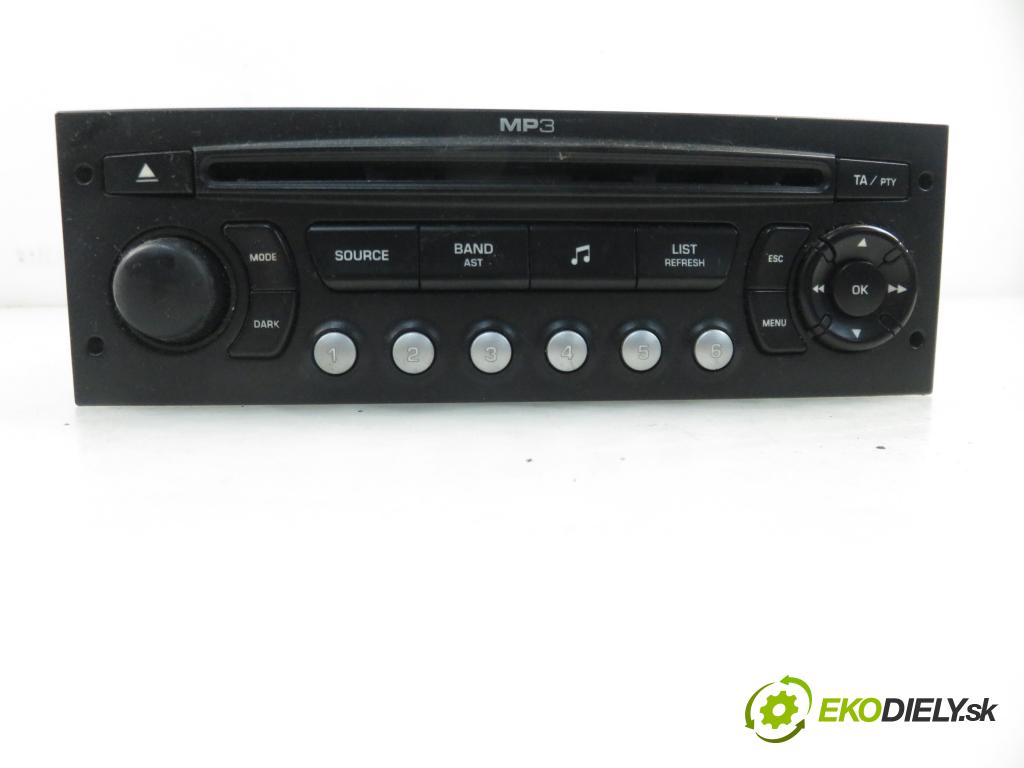 CITROEN C4 I (LC_) HB 2007 80,00 1.6 HDi 109 - 9HZ (DV6TED4) 1560,00 RADIO CD 9662925877