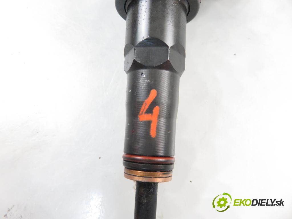 SEAT ALHAMBRA (7V8, 7V9) MINIVAN 2002 85,00 1.9 TDI PD 115 - AUY 1896,00 Vstrekovač 038130073AK ; 0414720038 (Vstrekovače)