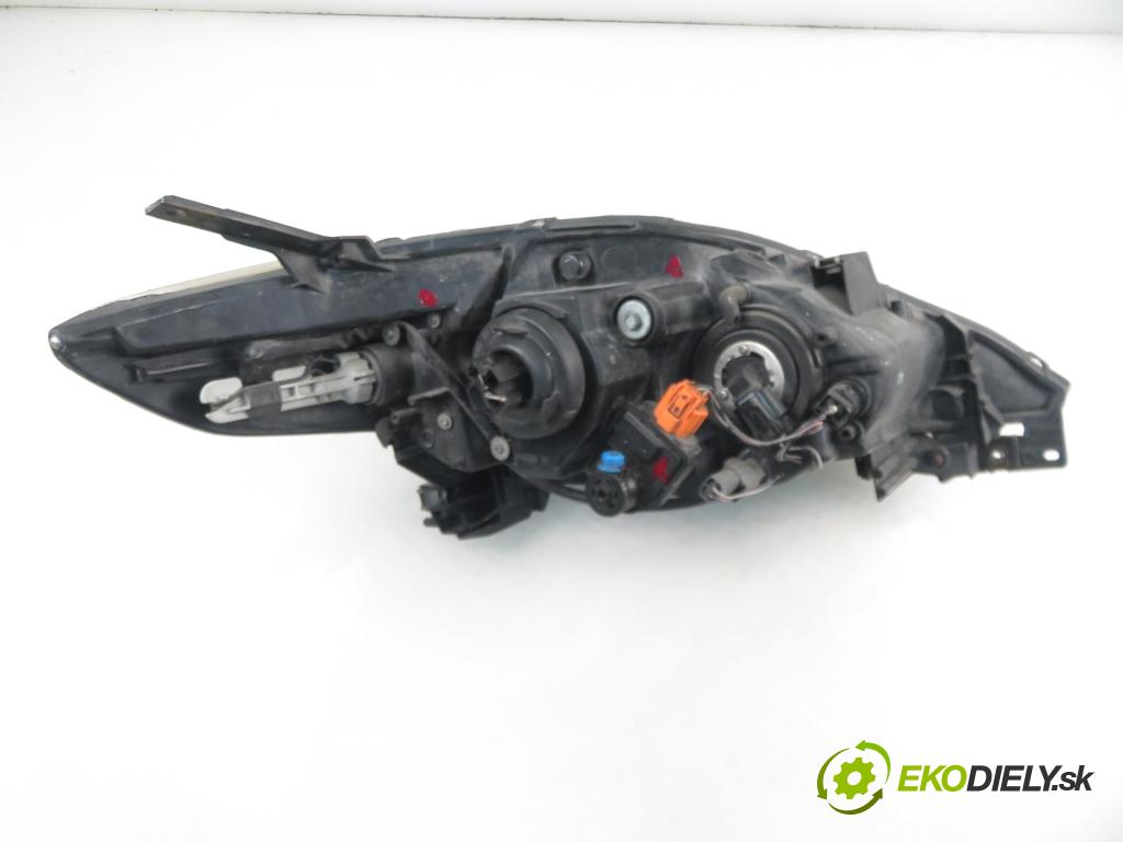 MAZDA 5 (CR19) MINIVAN 2007 81,00 2.0 MZR-CD 110 - RF7J 1998,00 Svetlo LP