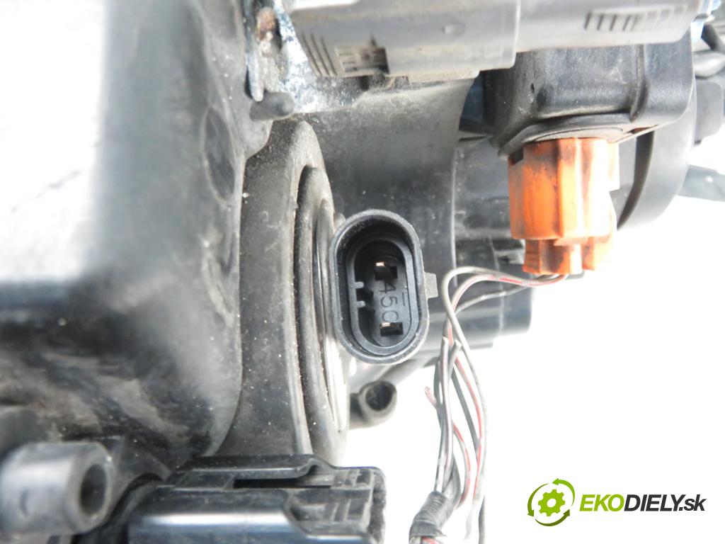 MAZDA 5 (CR19) MINIVAN 2007 81,00 2.0 MZR-CD 110 - RF7J 1998,00 Svetlo LP