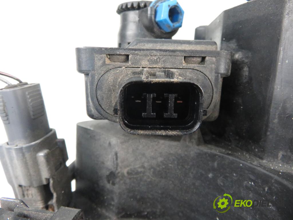 MAZDA 5 (CR19) MINIVAN 2007 81,00 2.0 MZR-CD 110 - RF7J 1998,00 Svetlo LP