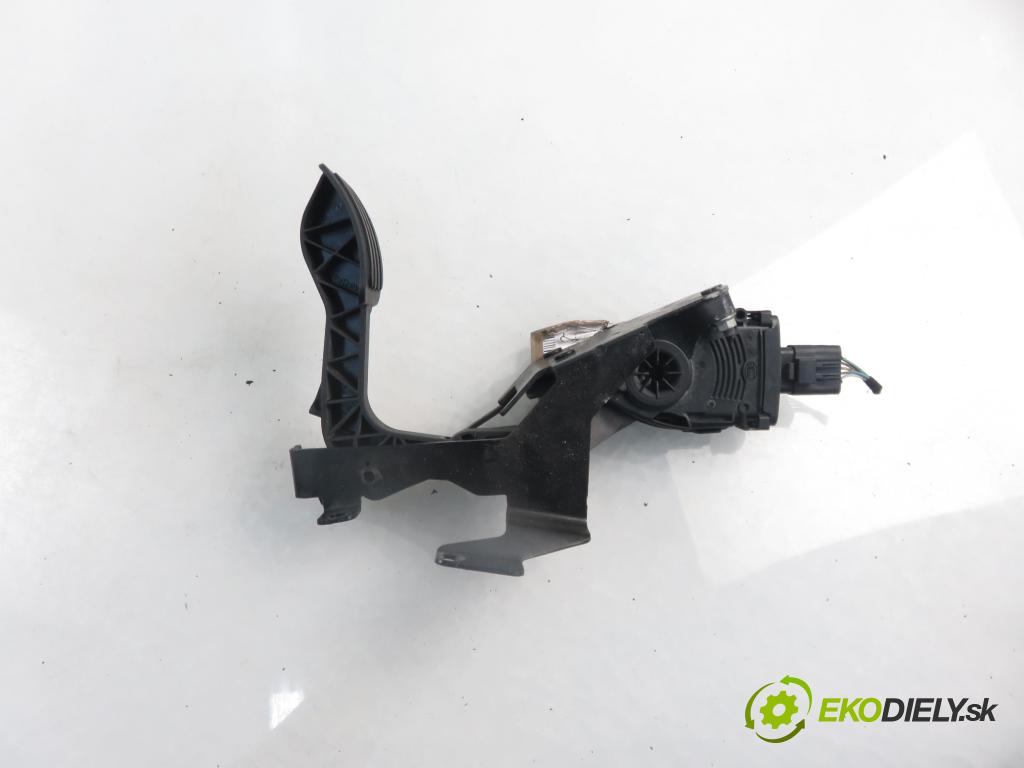 FIAT ULYSSE (179_) MINIVAN 2007 100,00 2.0 D Multijet - RHR 1997,00 Potenciometer plynového pedálu 1400838880 ; 6pv00908308 (Pedále)