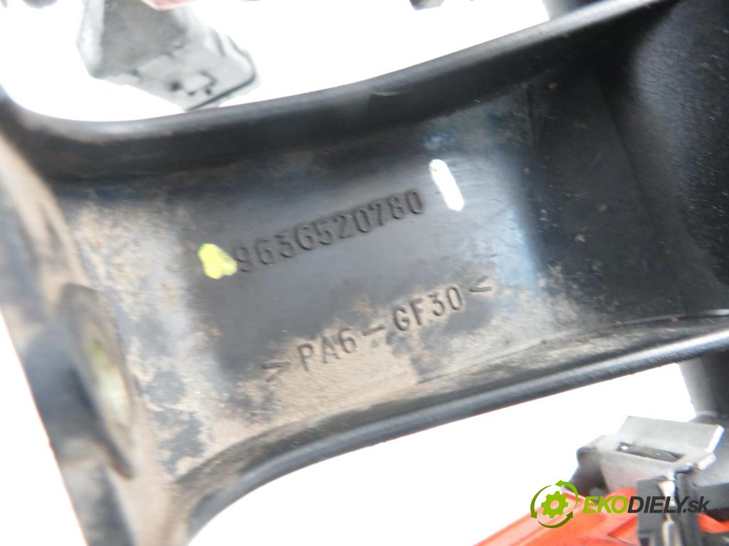 PEUGEOT 307 (3A/C) HB 2002 80,00 1.6 16V - NFU (TU5JP4) 1587,00 Lišta vstrekovacia 9636520780 ; 0280156035 (Vstrekovacie lišty)