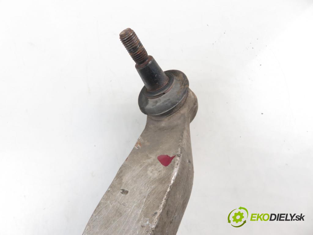 AUDI A4 Avant (8D5, B5) KOMBI 2001 85,00 1.9 TDI - AJM 1896,00 rameno dolní levý zadní část