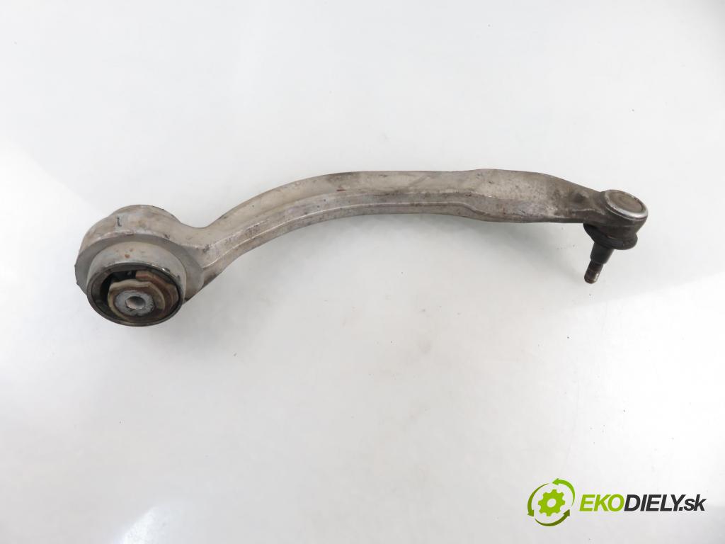 AUDI A4 Avant (8D5, B5) KOMBI 2001 85,00 1.9 TDI - AJM 1896,00 rameno dolní levý zadní část