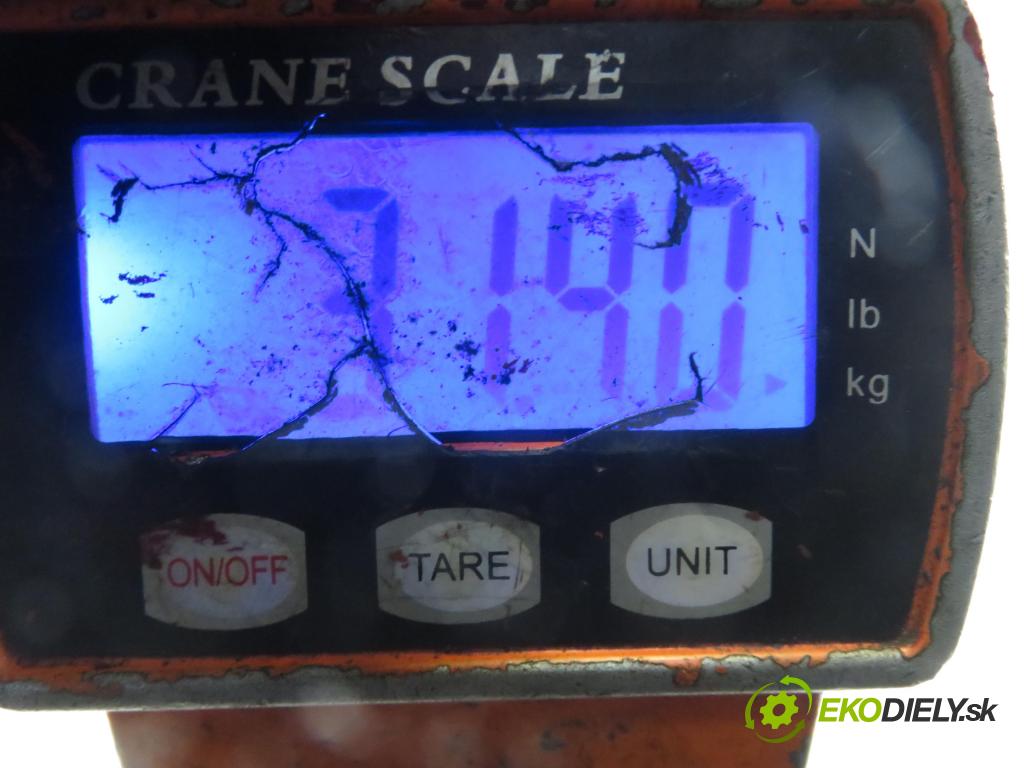 VW POLO CLASSIC (6V2) SEDAN 2000 44,00 60 1.4 - ANW 1390,00 výztuha zadní část ABS