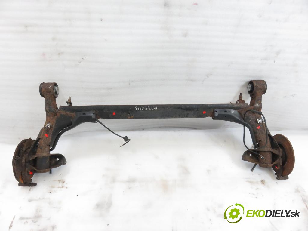 VW POLO CLASSIC (6V2) SEDAN 2000 44,00 60 1.4 - ANW 1390,00 výztuha zadní část ABS