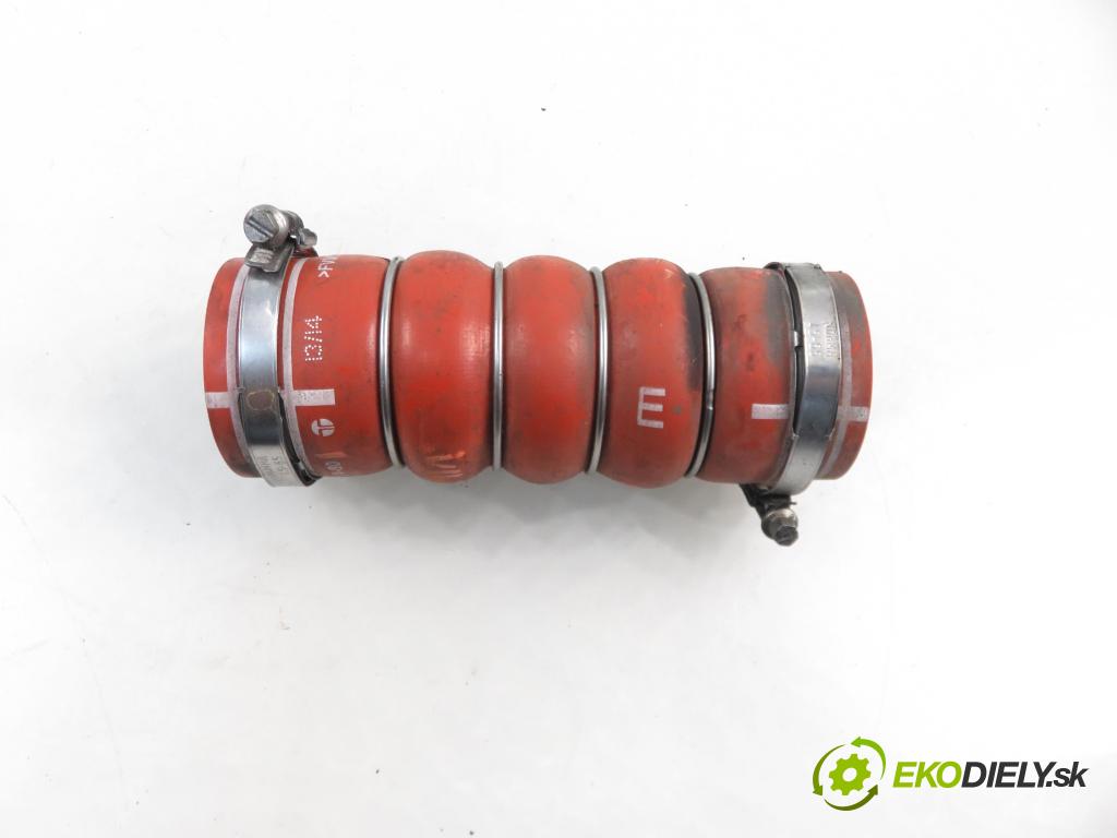 CITROEN C4 II (B7) HB 2014 115,00 1.6 THP 155 - 5FV (EP6CDT) 1598,00 Rúra intercoolera turba 9687511480