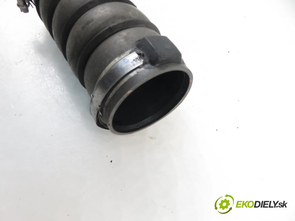 CITROEN C4 II (B7) HB 2014 115,00 1.6 THP 155 - 5FV (EP6CDT) 1598,00 Rúra intercoolera turba 9687511280