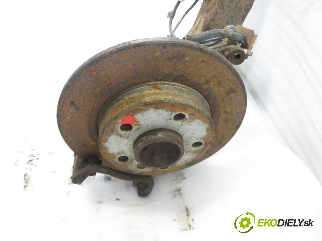 OPEL ZAFIRA B (A05) VAN 2006 88,00 1.9 CDTI 8V 120 - Z 19 DT 1910,00 výztuha zadní část ABS