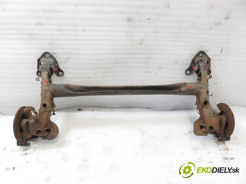 OPEL ZAFIRA B (A05) VAN 2006 88,00 1.9 CDTI 8V 120 - Z 19 DT 1910,00 výztuha zadní část ABS