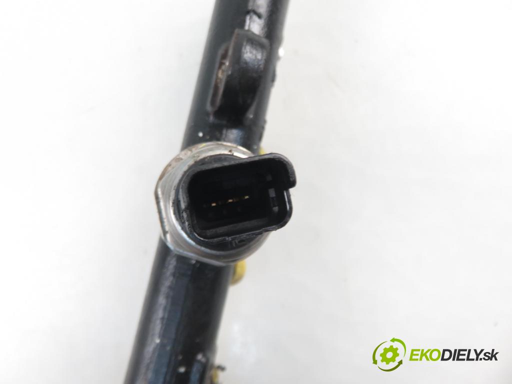 FORD S-MAX (WA6) MINIVAN 2008 103,00 2.0 TDCi - QXWA 1997,00 Lišta vstrekovacia 9681649580 ; 55PP0603 (Vstrekovacie lišty)